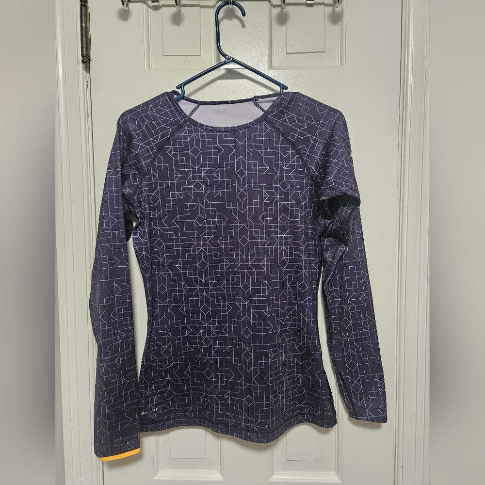 Women's Nike Pro Size Medium